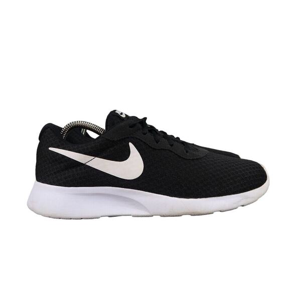 Nike Shoes Womens 9 Athletic Trainers Tanjun Sneakers Black White Casual Active - Picture 2 of 14